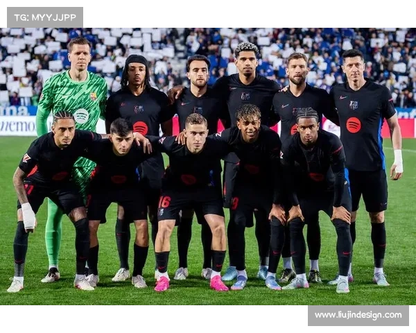 如何通过战术创新与年轻化策略帮助皇马突破巴萨重返欧洲巅峰